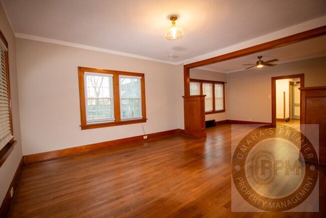 Foto del edificio - Updated 4 Bed Home | Council Bluffs