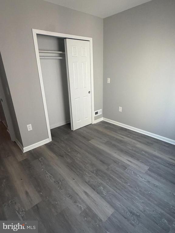 Building Photo - 765 N 39th St