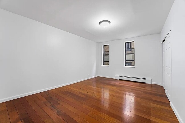 Building Photo - 58 W 106th St