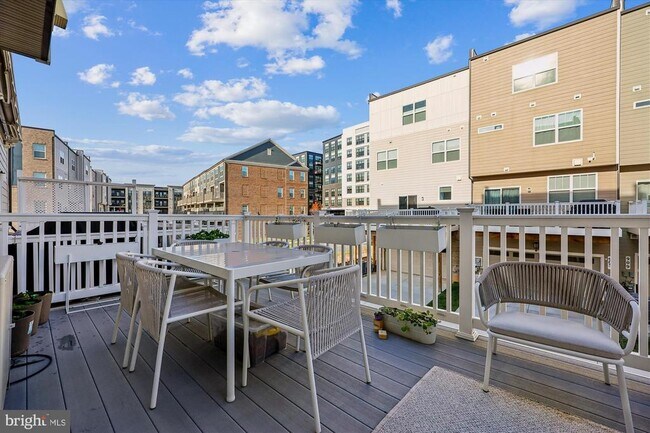 Building Photo - 107 Armstrong Pl