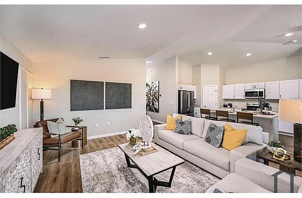 Foto del edificio - 12980 Wellspring Dr