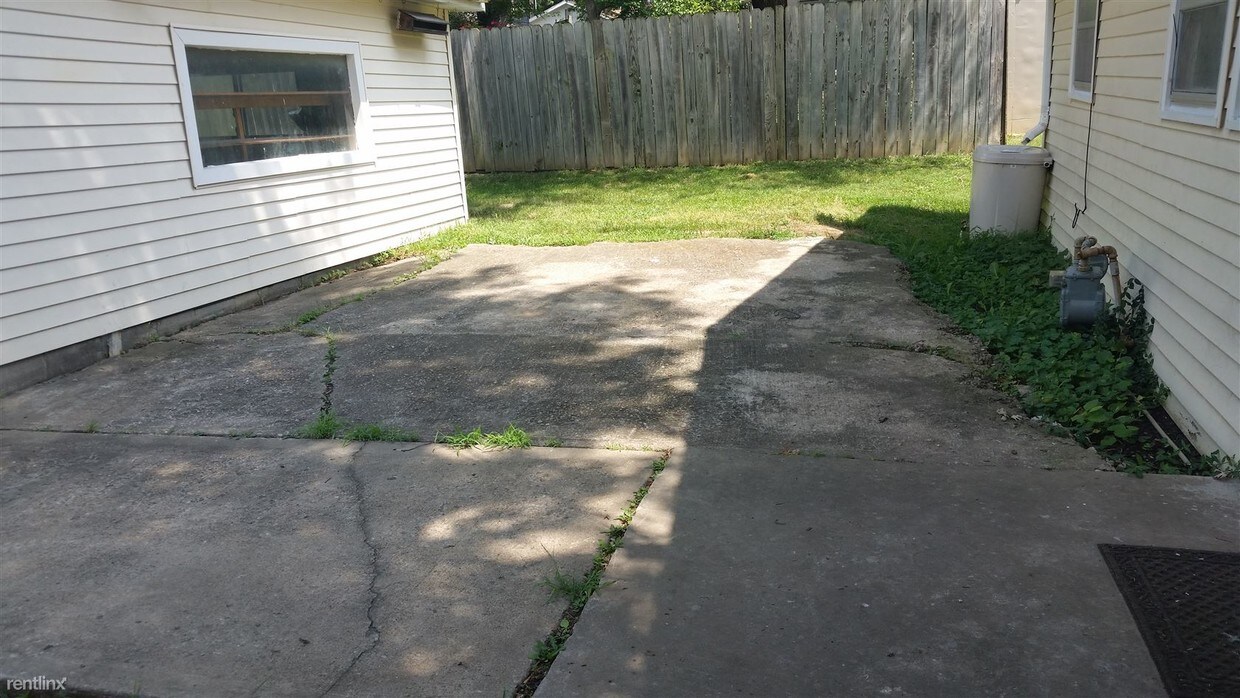 Foto del edificio - 402 E Ottawa St