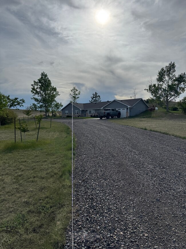 Building Photo - 1840 Road 124