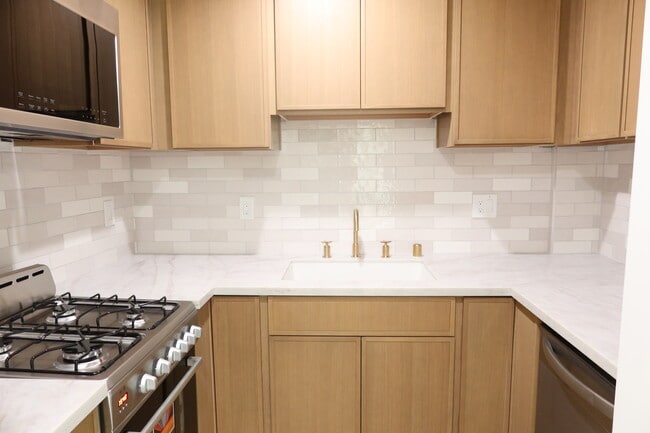 Foto del edificio - 1769-1775 N Gower St