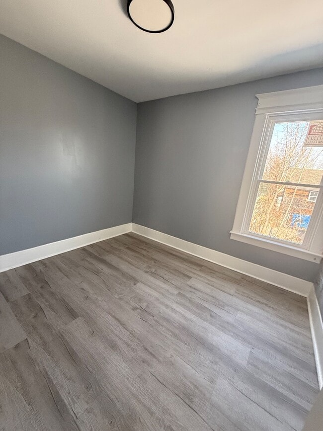 Foto del edificio - 912 Saratoga St