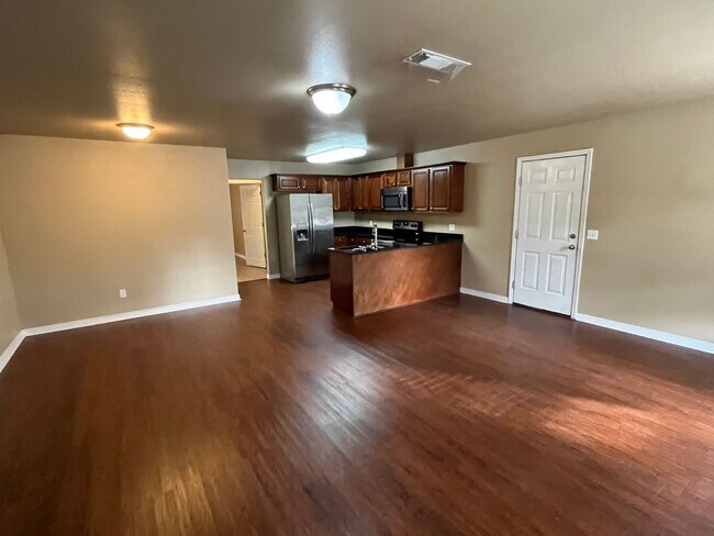 Foto del edificio - 918 Sequoyah Way