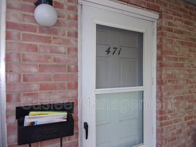 Foto del edificio - 471 Brentwood Dr