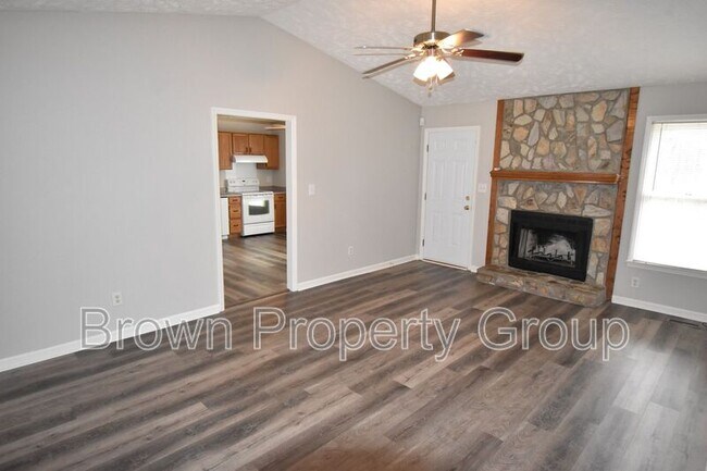 Foto del edificio - 6313 Applewhite Rd