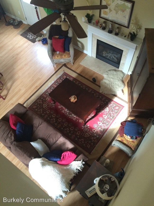 Building Photo - 2285 Glen Cove Way