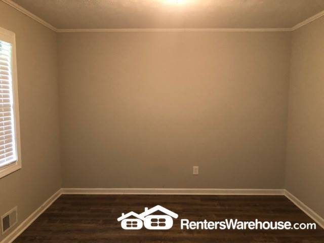 Building Photo - Ranch with Basement