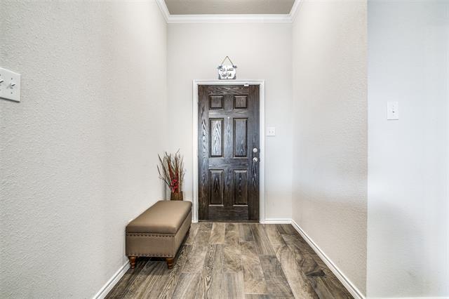 Foto del edificio - 519 Long Prairie Dr