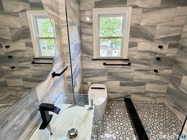 Foto del edificio - 163 Beechwood Ave
