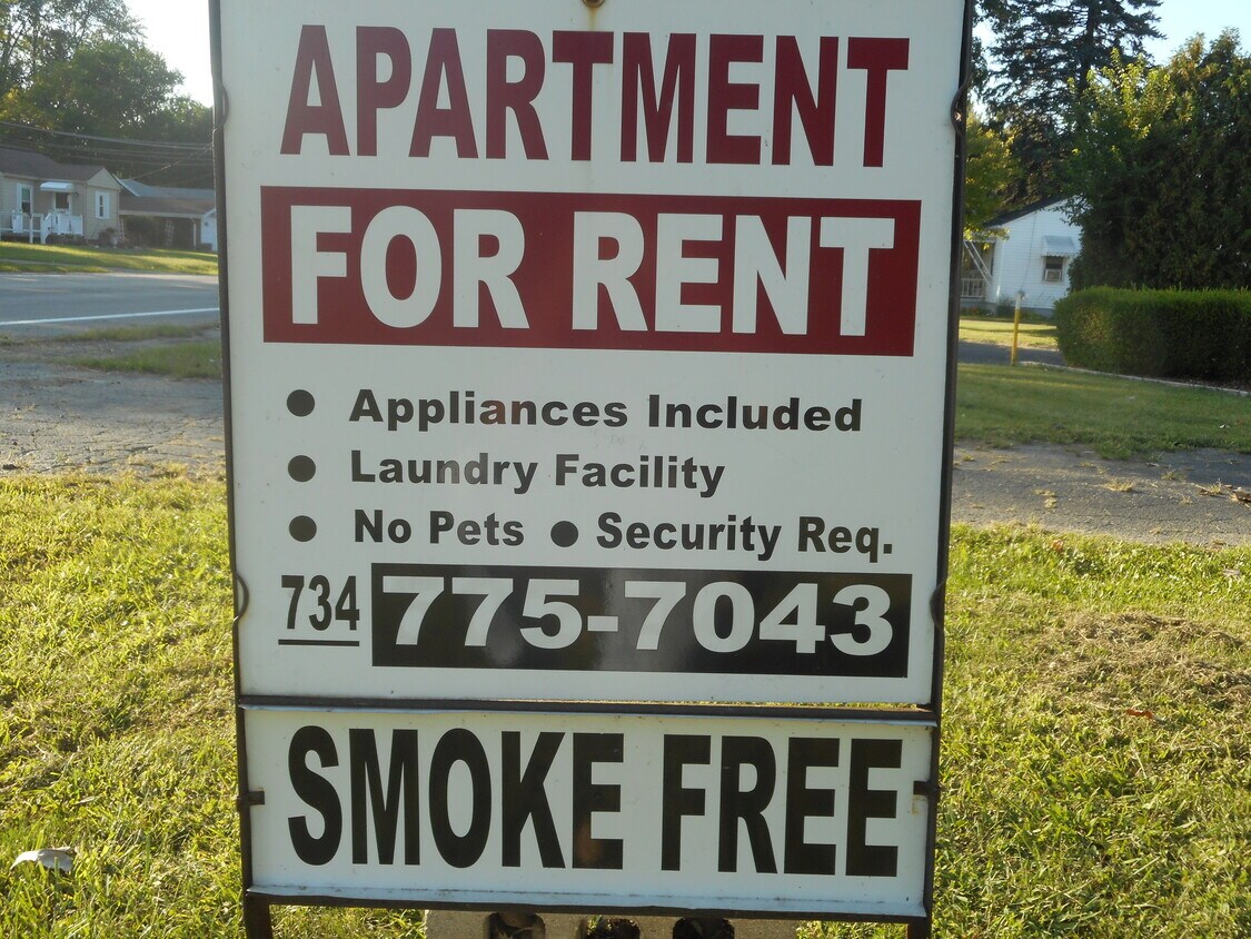 Primary Photo - 26710 W Huron River Dr