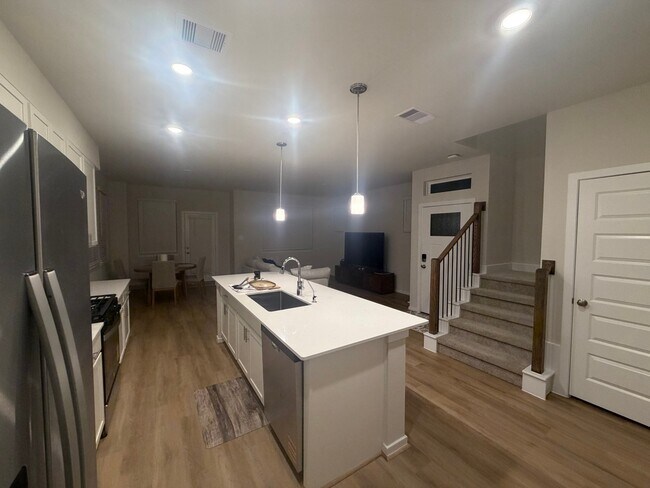 Foto del edificio - 4206 Laurel Oak Cir