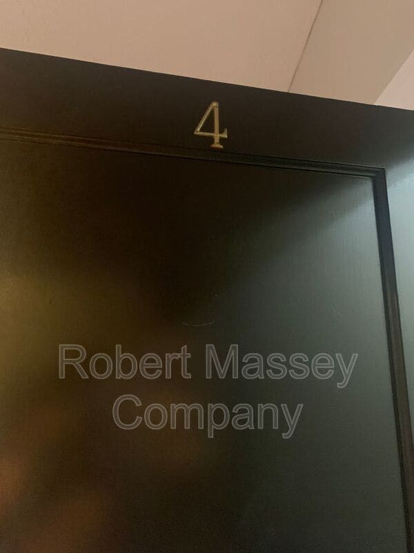 Foto del edificio - 2424 Glenmary Ave