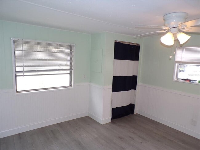 Foto del edificio - 3410 Bayside Pkwy