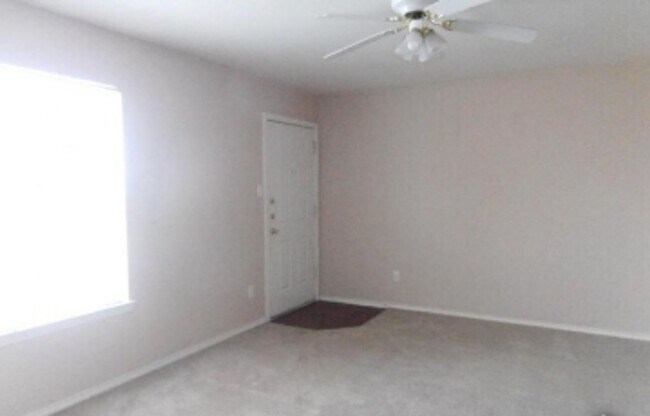 Foto del edificio - COMING SOON!!