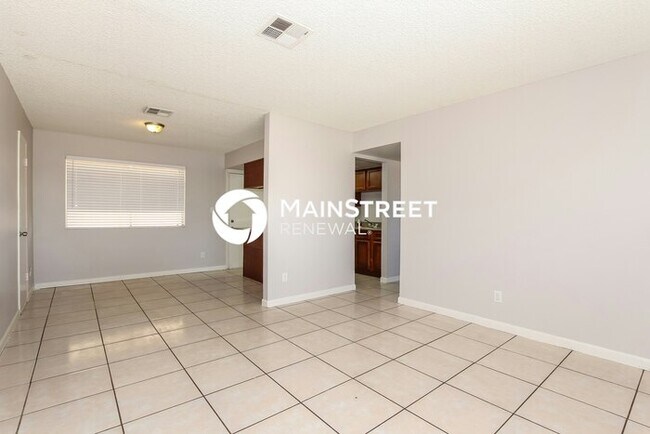 Building Photo - 3 Bedroom Pet-Friendly Home in Phoenix, AZ...
