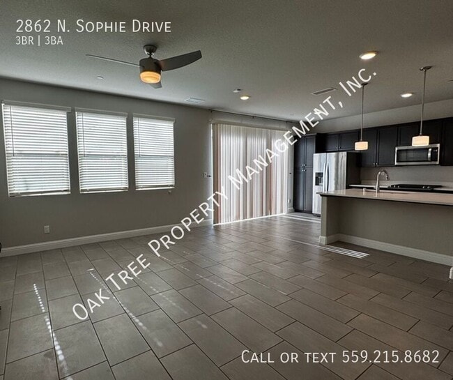 Building Photo - 2862 N Sophie Dr