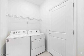 Building Photo - 2179 Yellowfin Cir