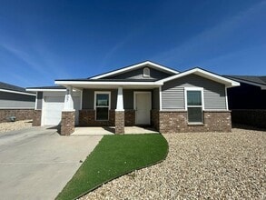 Building Photo - 9702 Trenton Ave