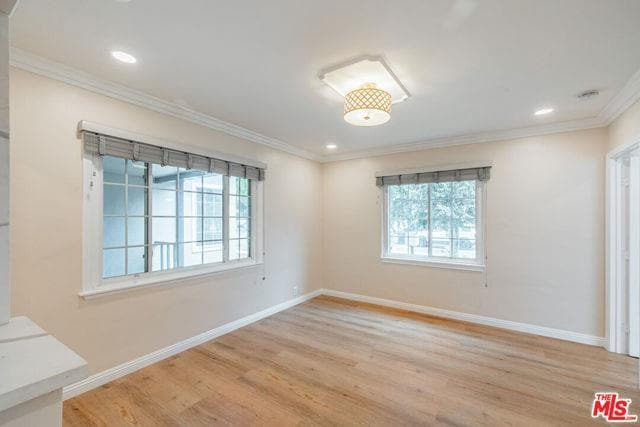 Building Photo - 2537 Cotner Ave