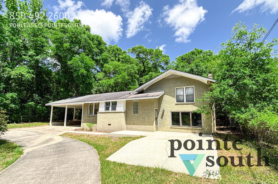 Foto principal - 27430 Main St