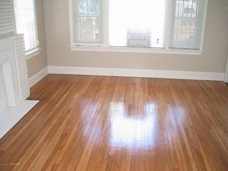 Foto del edificio - 1156 W 27th St