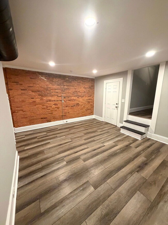 Foto del edificio - 252 N Mulberry St