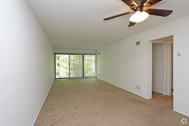 1BR - Living Room - Greenbriar Village