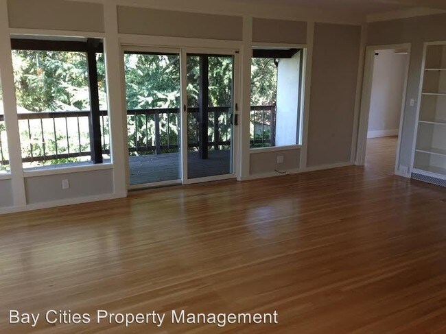 Building Photo - 171 Avenida Dr