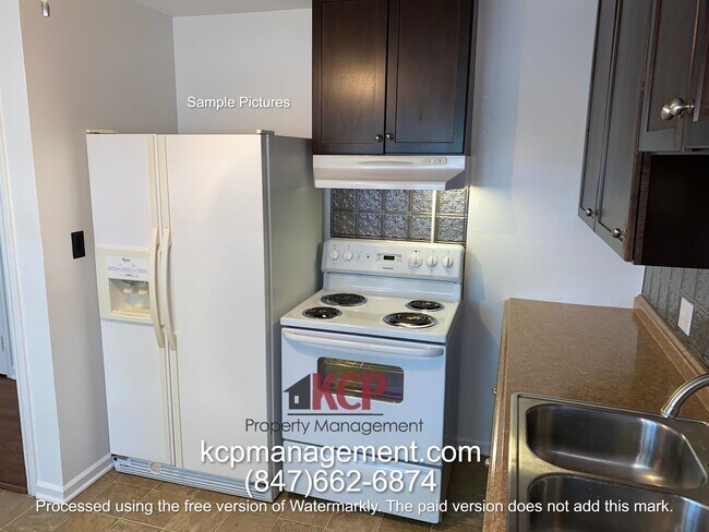 Building Photo - 413/415 Greenwood -Ewigman