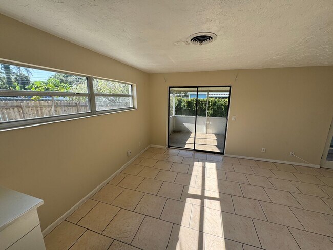 Foto del edificio - 75 Brandy Ln