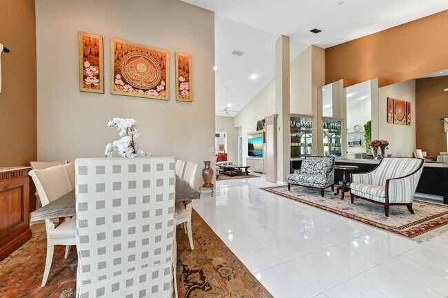 Foto del edificio - 8319 Horseshoe Bay Rd