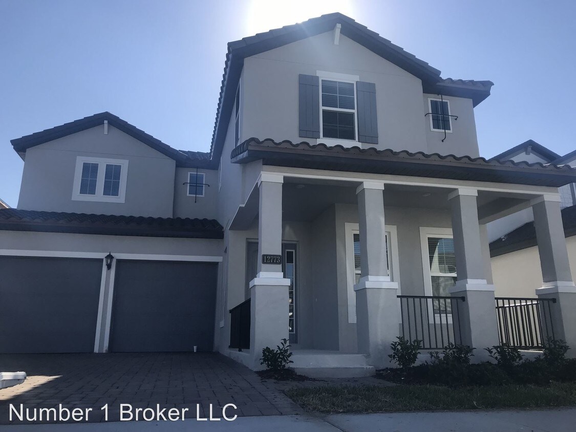 Foto principal - 12773 Westside Village Loop