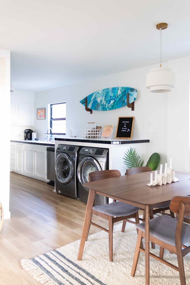 Eat-in Kitchen - 18 64th Ave