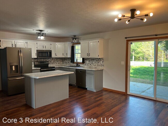 Building Photo - 3 br, 2.5 bath House - 3228 Red Oak Lane