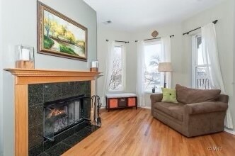 Foto del edificio - 2510 N Kedzie Blvd