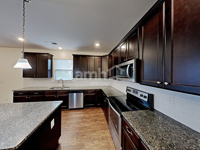 Foto del edificio - 2133 Leafmore Ct SE