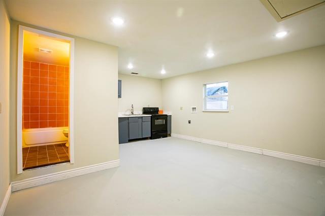 Foto del edificio - 7027 Alpha Rd