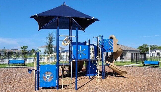 Building Photo - 652 Daring Dr