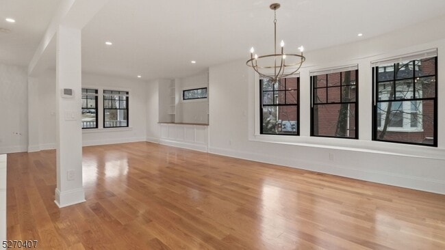 Building Photo - 26 Lexington Ave