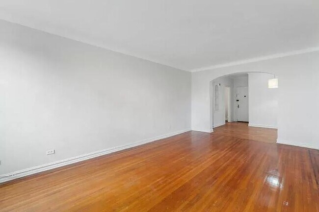 Foto del edificio - 811 Cortelyou Rd