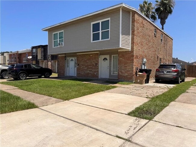 Building Photo - 7021 Yorktown Dr