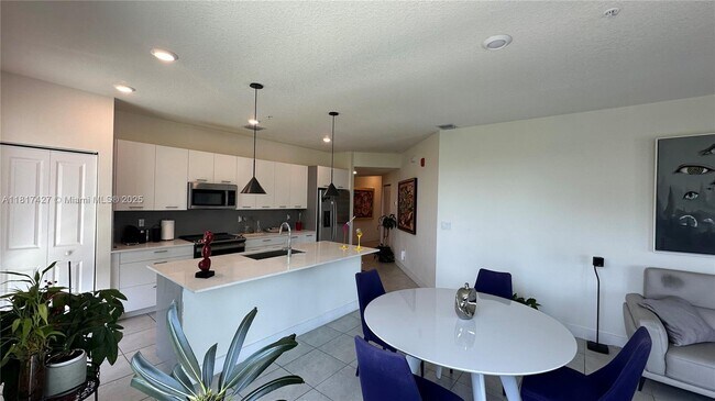 Foto del edificio - 8001 NW 41st St
