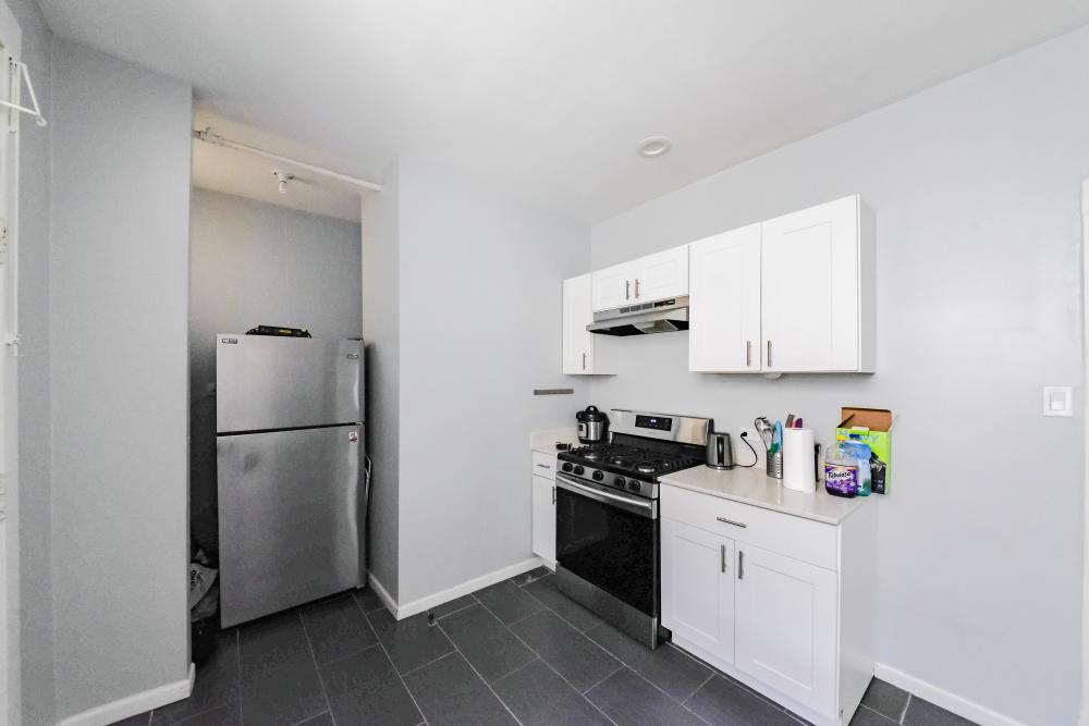 Foto principal - 2 bedroom in Chicago IL 60647