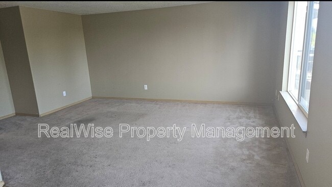 Building Photo - 1414 Brandt Rd