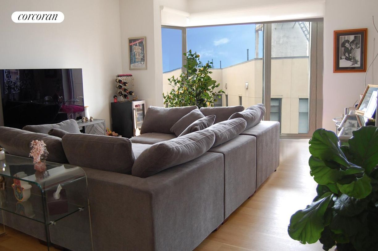 Foto principal - 133 Beach 116th St