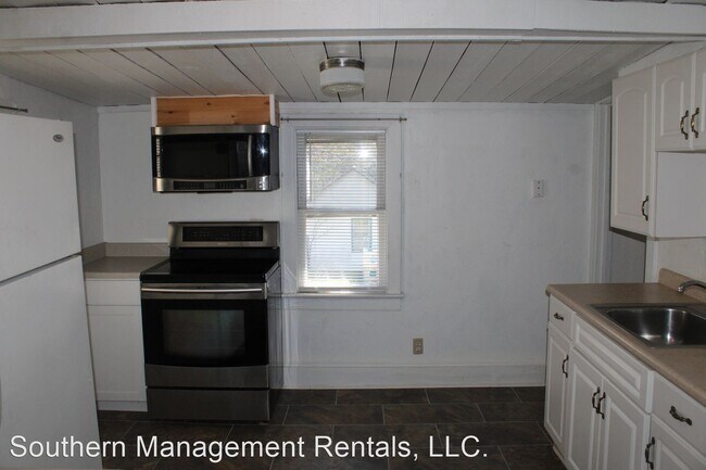 Building Photo - 3 br, 1 bath House - 119 S. Pleasant Ave. ...