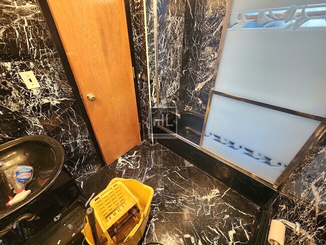 Foto del edificio - LINCOLN PLACE